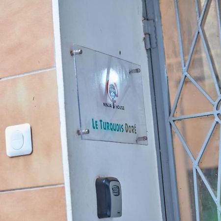 Ninja House Studio Chic Le Turquois Dore Yaounde Luaran gambar