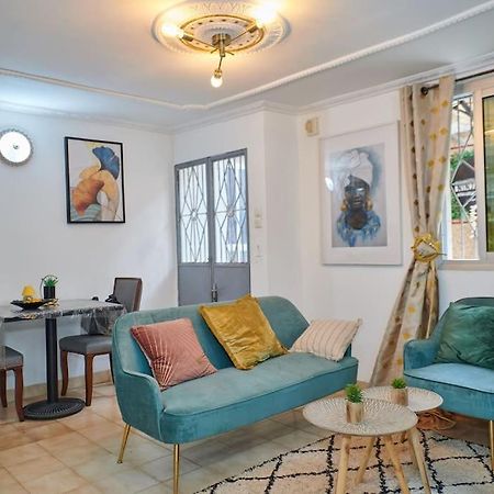 Ninja House Studio Chic Le Turquois Dore Yaounde Luaran gambar
