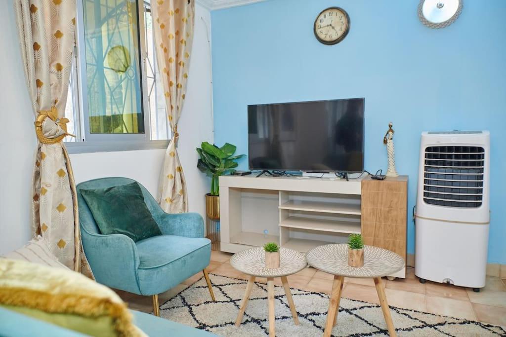 Ninja House Studio Chic Le Turquois Dore Yaounde Luaran gambar